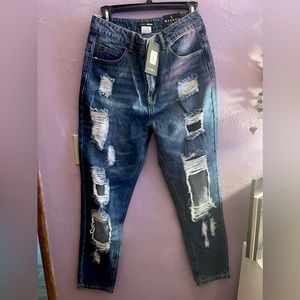 Fashion Nova ripped jeans